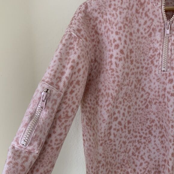 Pink‎ Cheetah Print forever 21 cropped quarter-zip fleece sweatshirt small - Picture 3 of 9